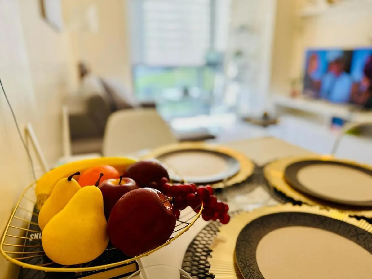 Cozy Viceroy 1Br, Walk To Venice Mall Manila 0*,