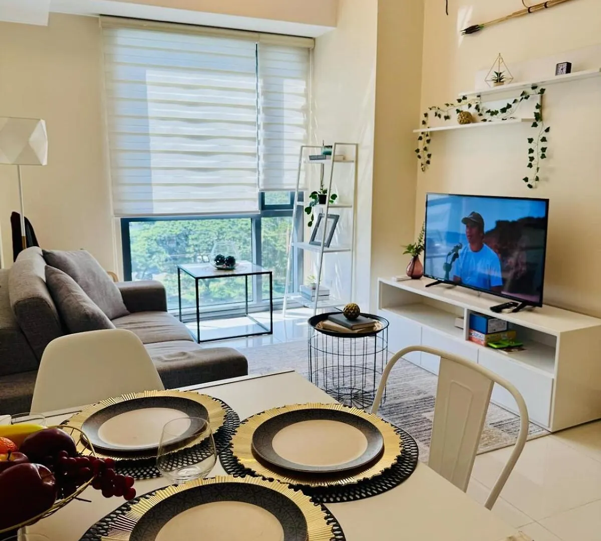 Cozy Viceroy 1Br, Walk To Venice Mall Manila Apartment