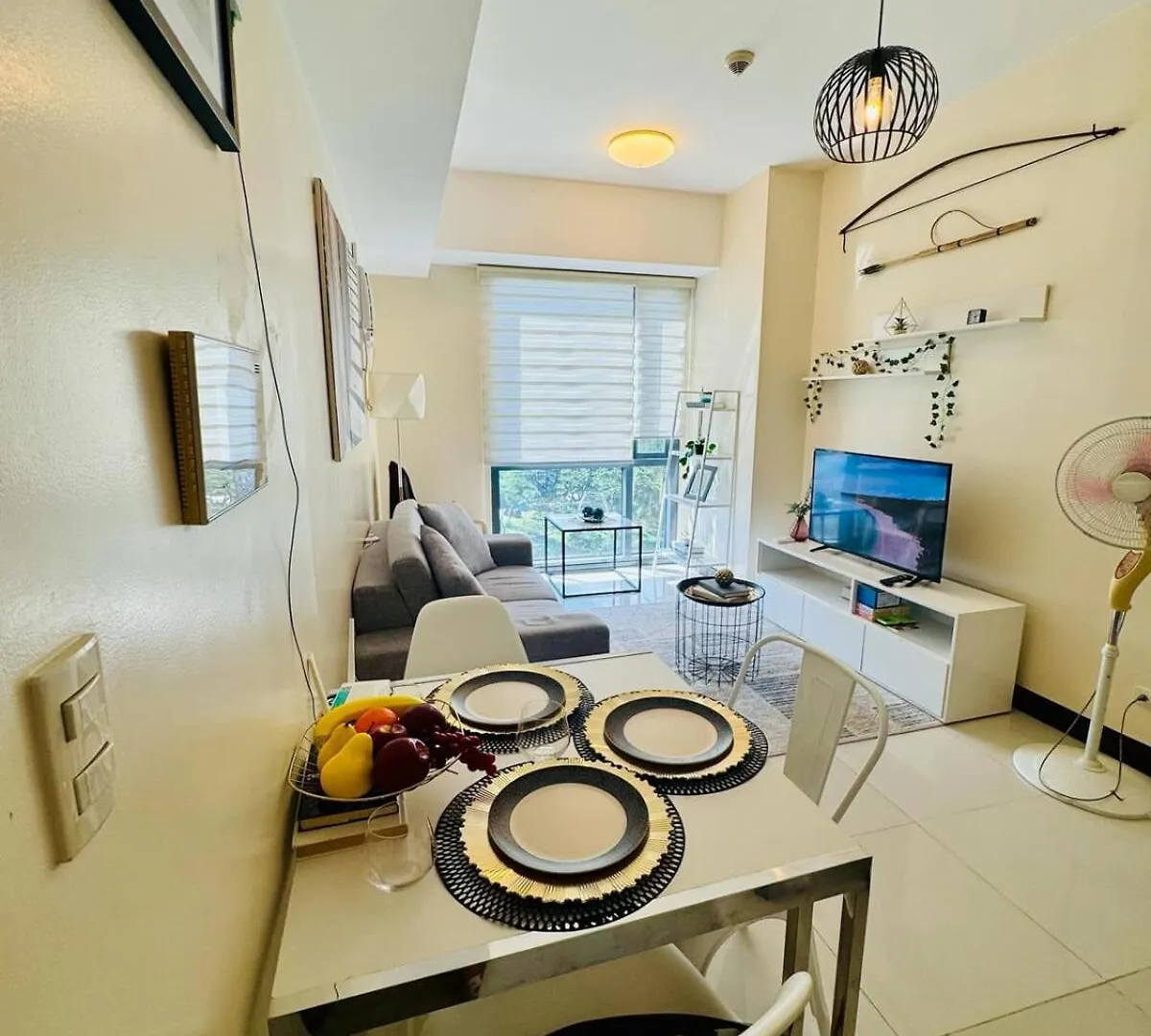 Cozy Viceroy 1Br, Walk To Venice Mall Manila Apartment